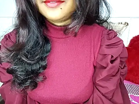 Snapshot of Muktha chatting on 29, 11, 2025 Muktha online show from 29, 11, 2025