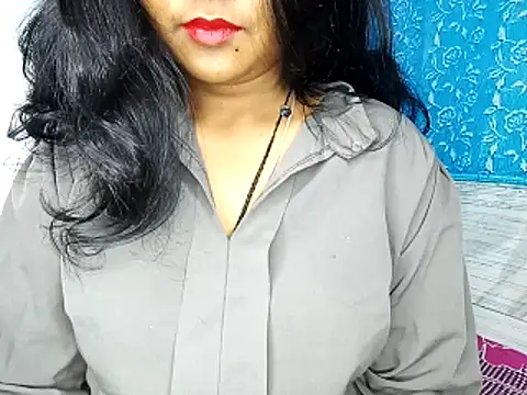 Snapshot of Muktha chatting on 15, 12, 2025 Muktha online show from 15, 12, 2025