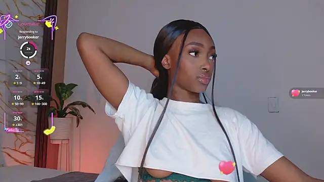 ahvi ebony online show from 10, 6, 2026