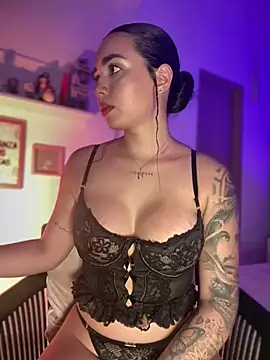 Pink Jazmin online show from 21, 6, 2026