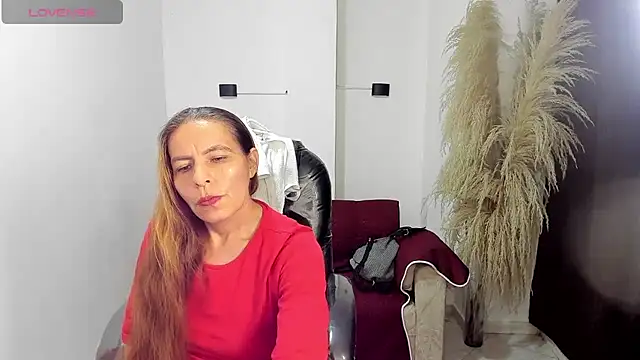 Milf karlye online show from 21, 6, 2026