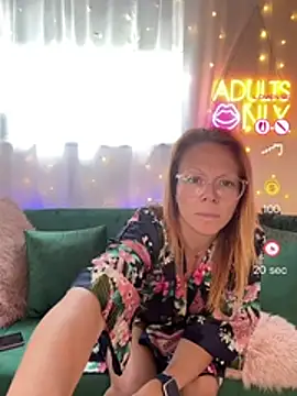 Snapshot of MelodyRoseUk chatting on 29, 5, 2026 MelodyRoseUk online show from 29, 5, 2026