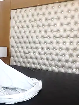 RebecaRelish online show from 11, 1, 2025