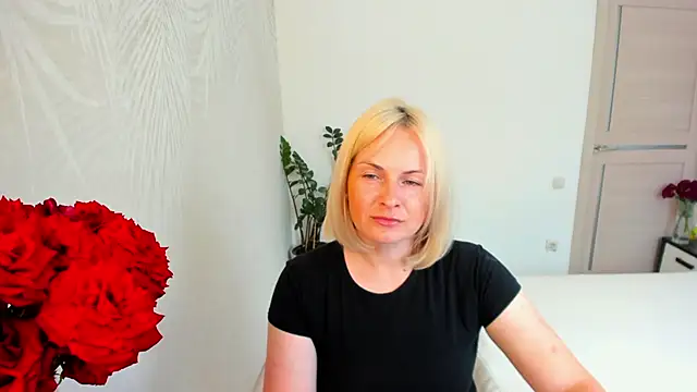 Alicee Gracee online show from 17, 6, 2026