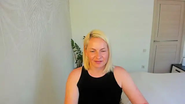 Alicee Gracee online show from 24, 6, 2026
