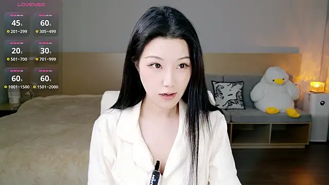 Snapshot of Lucky-baby chatting on 30, 11, 2025 Lucky-baby online show from 30, 11, 2025