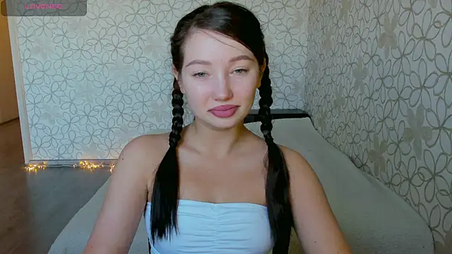 Lissa Cristal online show from 19, 5, 2026