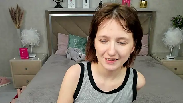 MiaKarlos online show from 22, 6, 2026