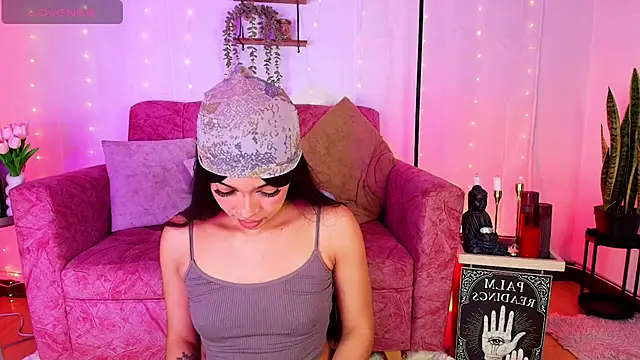 Sara Jhonson online show from 6, 7, 2026