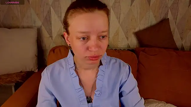 Michelle Blond online show from 9, 6, 2026
