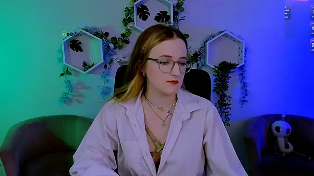 luna berryy online show from 16, 6, 2026