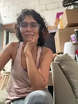 MireyaTorresGu online show from 15, 6, 2026