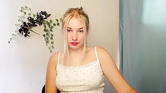 Queen ofLove online show from 14, 6, 2026