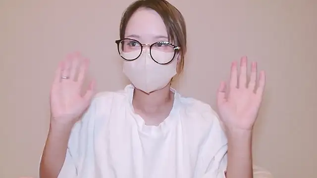 hina chan  online show from 7, 6, 2026