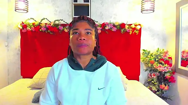 SilvannaFit online show from 8, 6, 2026