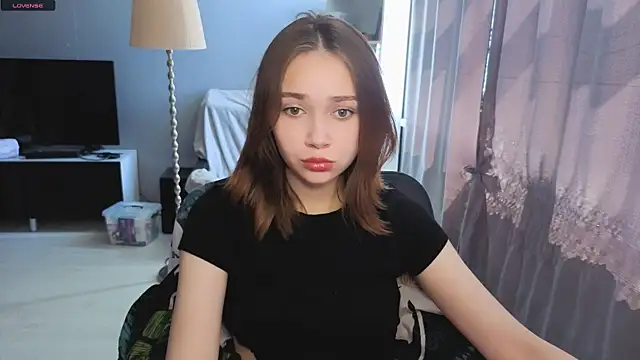 SweetLinaa online show from 6, 6, 2026