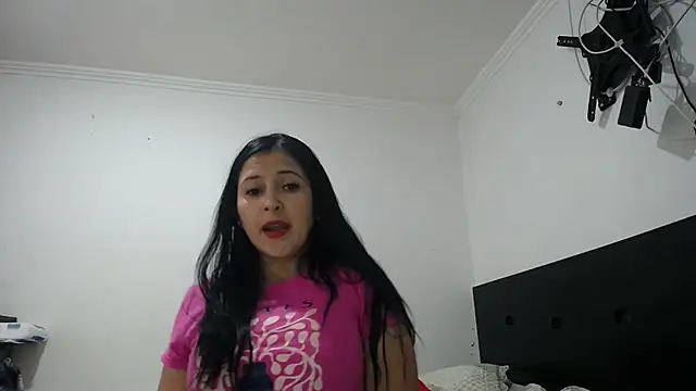princehermosa44 online show from 13, 6, 2026