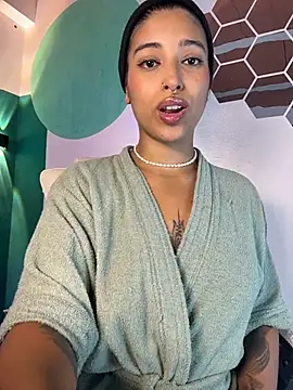 LollaByer online show from 6, 6, 2026