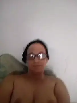 nicolle milf1978 online show from 16, 6, 2026