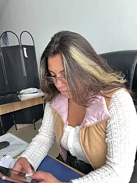 LIZ-06  online show from 16, 6, 2026