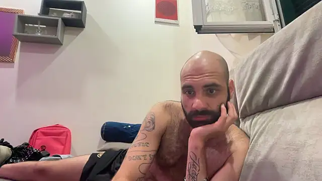 Snapshot of danibigcazz chatting on 22, 6, 2026 danibigcazz online show from 22, 6, 2026