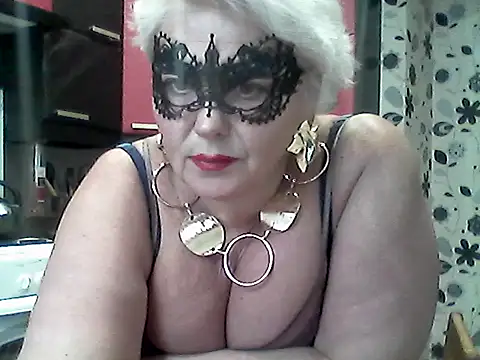 Lisa Suzie online show from 6, 2, 2026