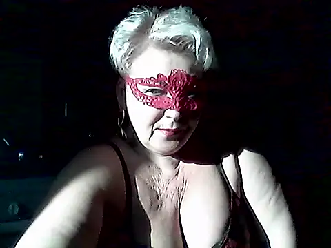 Lisa Suzie online show from 25, 3, 2026