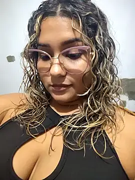 BrendaGirs online show from 4, 6, 2026