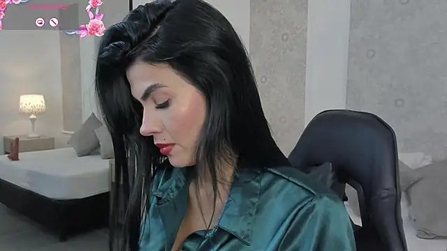 stephanya  online show from 26, 6, 2026