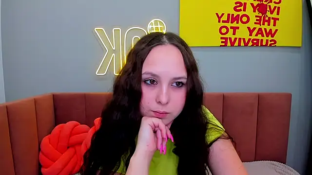 BeatriceReeves online show from 6, 6, 2026