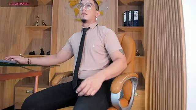 JoshMillerr  online show from 10, 6, 2026
