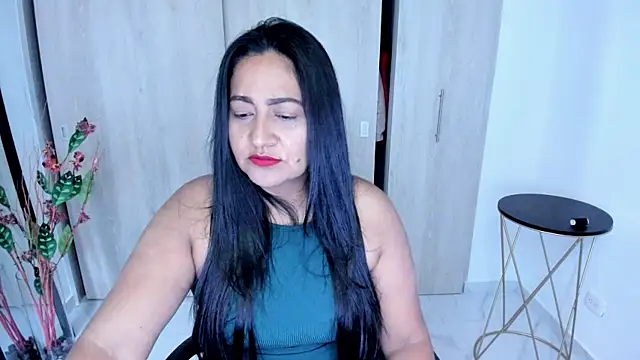 Adele Sweett online show from 15, 5, 2026