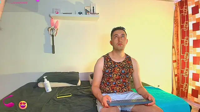 JeremmyAndStacy online show from 9, 6, 2026