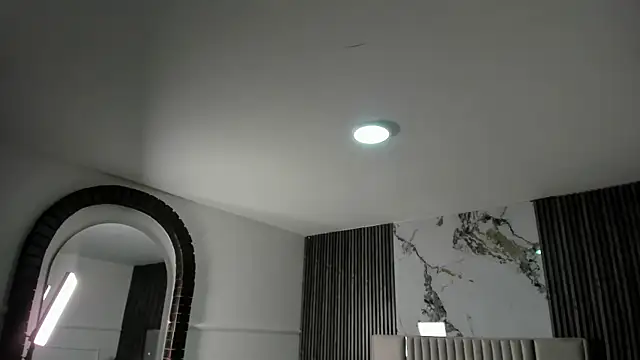 Lillyortiz online show from 25, 6, 2026