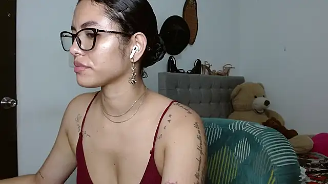 Sexy Lia  online show from 24, 6, 2026