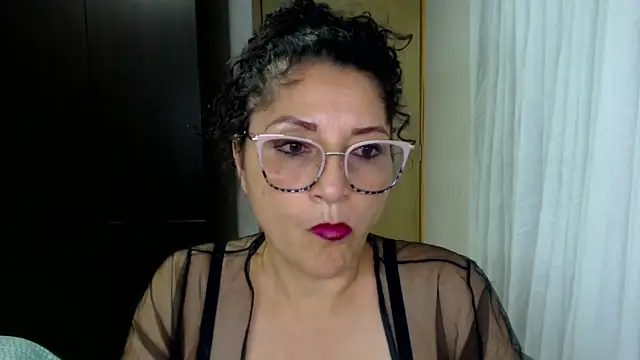 arianna ros3 online show from 15, 6, 2026