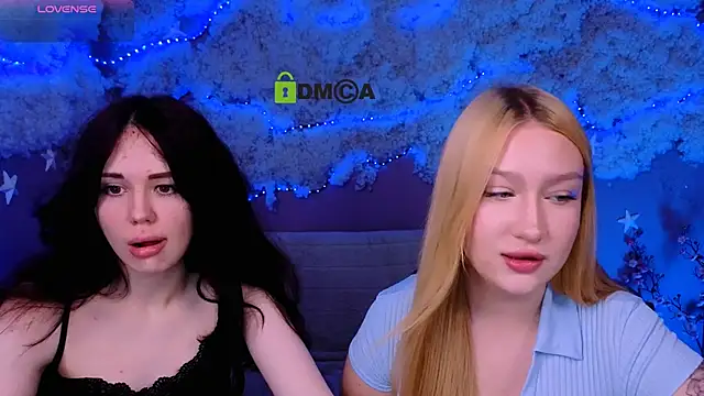 Snapshot of playful_sophie chatting on 6, 6, 2026 playful sophie online show from 6, 6, 2026