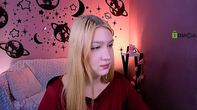 Snapshot of playful_sophie chatting on 8, 6, 2026 playful sophie online show from 8, 6, 2026