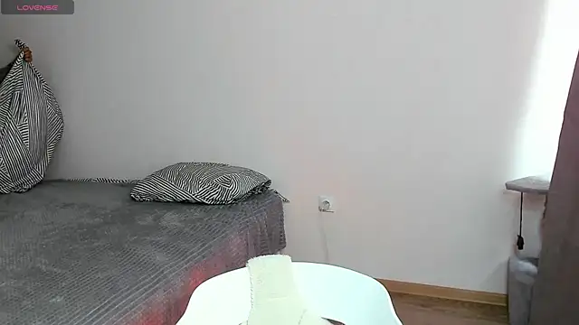 Sweet white chocolate online show from 16, 6, 2026