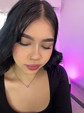 Snapshot of Lily_Woodz chatting on 17, 5, 2026 Lily Woodz online show from 17, 5, 2026