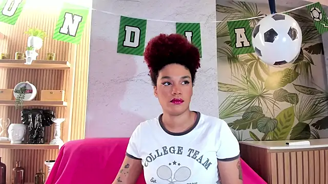 loladupont online show from 15, 6, 2026