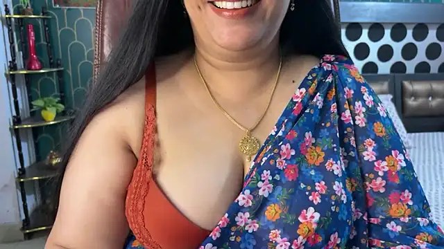 Snapshot of FlatVincy4 chatting on 4, 6, 2026 FlatVincy4 online show from 4, 6, 2026