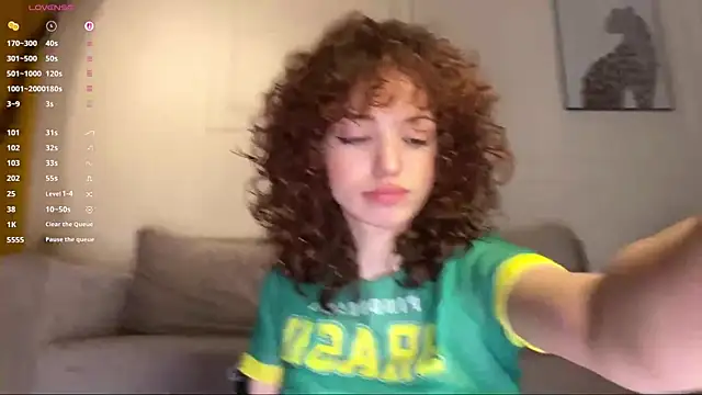 LilianGrindle online show from 11, 6, 2026