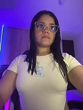 pretty angela1 online show from 10, 6, 2026