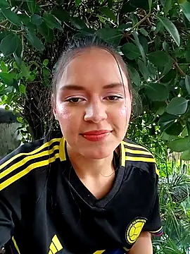 Danni shy online show from 15, 6, 2026