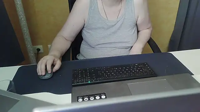 Sweet Phoenix online show from 26, 6, 2026