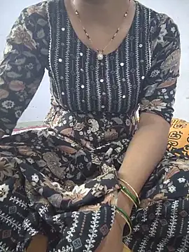 lovelygirl4567 online show from 18, 6, 2026