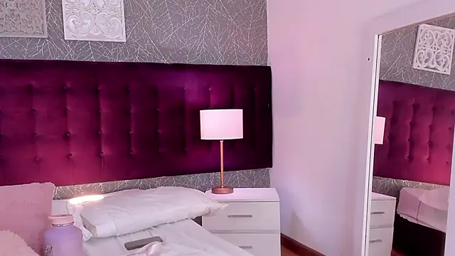 LiaCathaleya online show from 15, 6, 2026