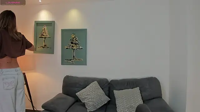 Snapshot of NiaSalvatore chatting on 23, 6, 2026 NiaSalvatore online show from 23, 6, 2026