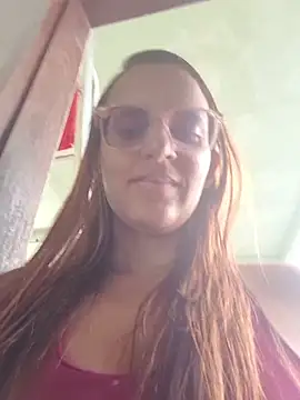 AliceRuivinha2 online show from 18, 6, 2026